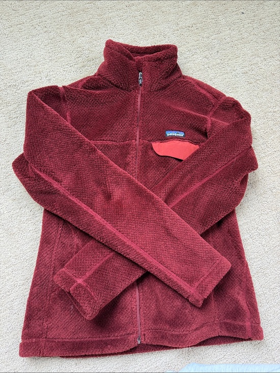 Patagonia Tops - Patagonia Women’s Burgundy Zip-Front Fleece Pullover